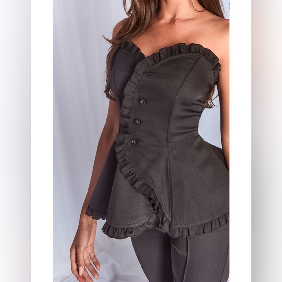 PrettyLittleThing Black Woven Frill Peplum Flared Jumpsuit Size 2 Nwt - Picture 3 of 8